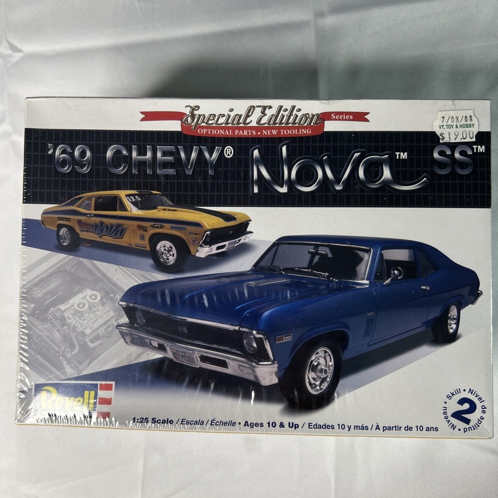 Revell 1/25 1969 Chevy Nova SS Plastic Model Kit 85-2098 Sealed NIB